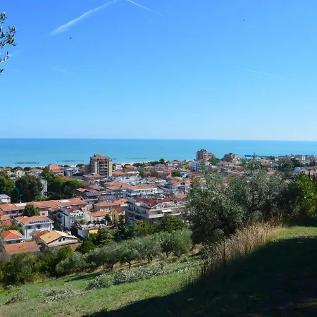 Holiday home Locazione Turistica La Collina *