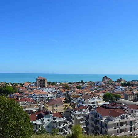 Holiday home Locazione Turistica La Collina
